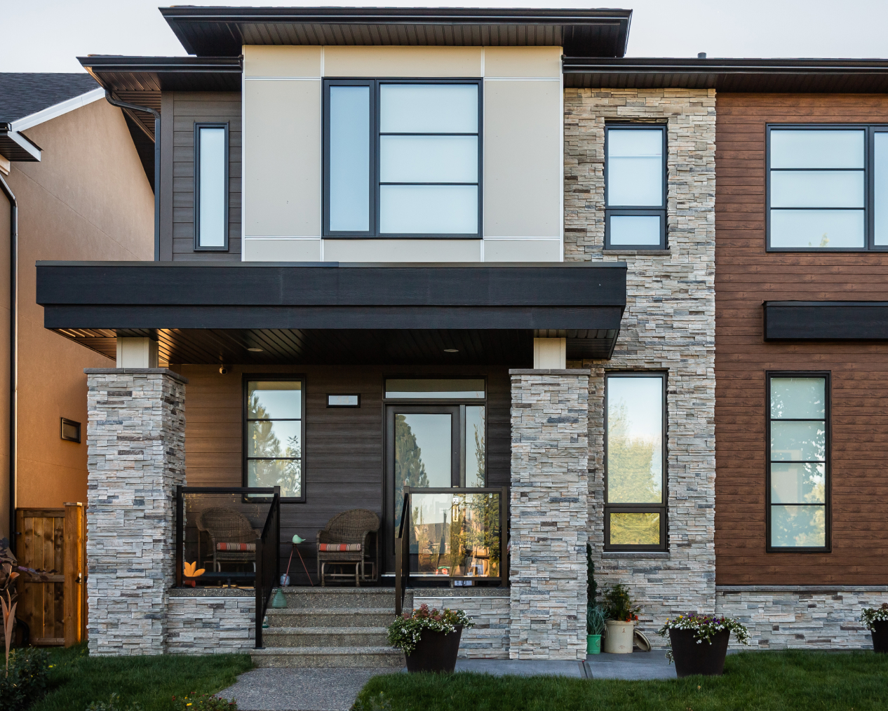 A brown and beige house with EasyTrim siding products.